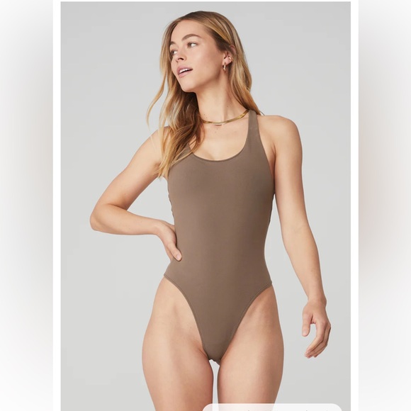 Alo Yoga Sleek Back Bodysuit. NWT - Picture 2 of 11